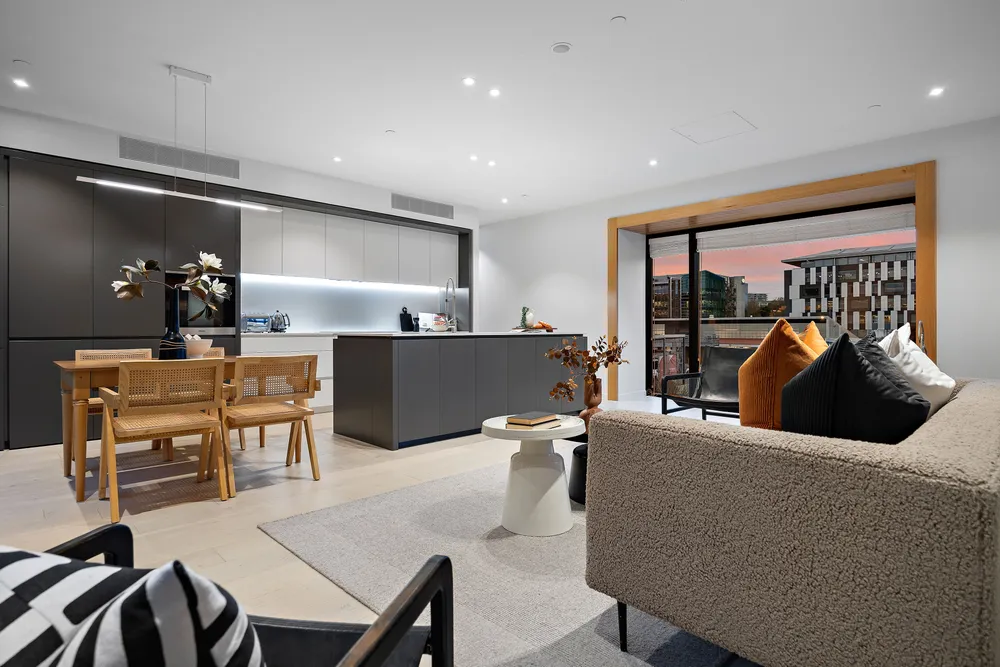 Photos of 9/143 Pakenham Street West