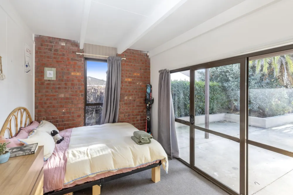 Photos of 52 Parkstone Avenue