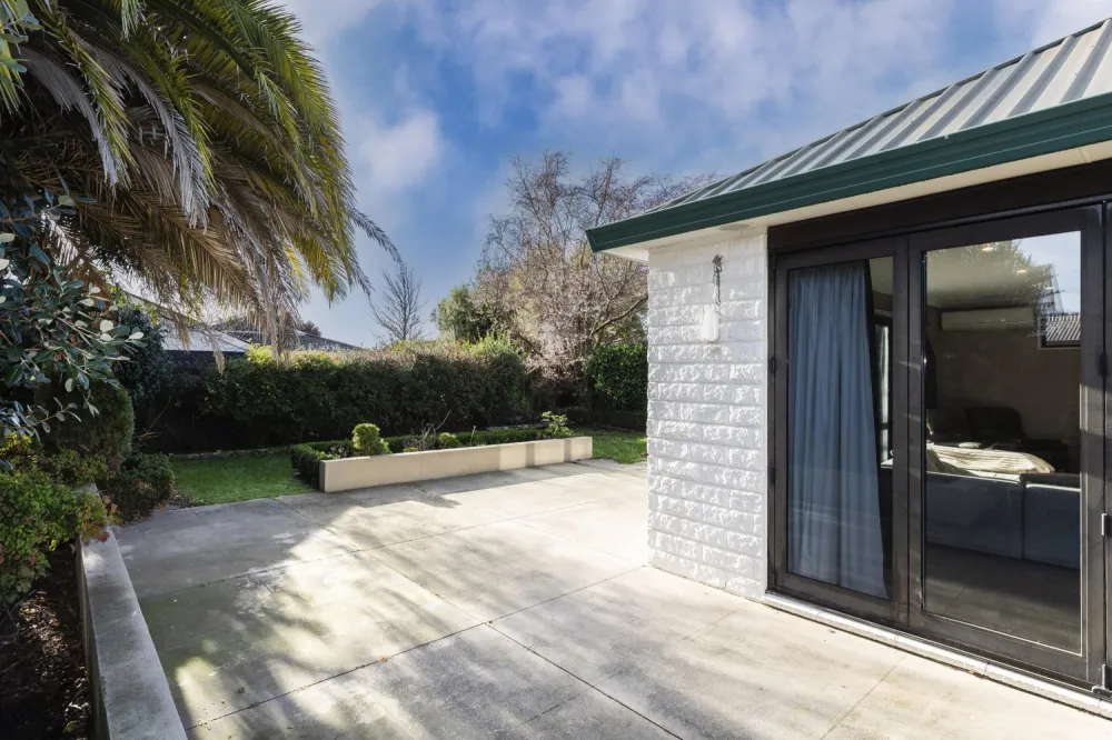 Photos of 52 Parkstone Avenue