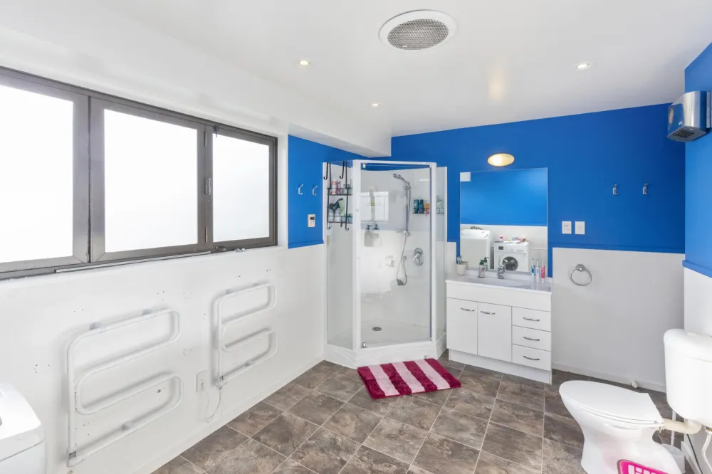 Photos of 52 Parkstone Avenue
