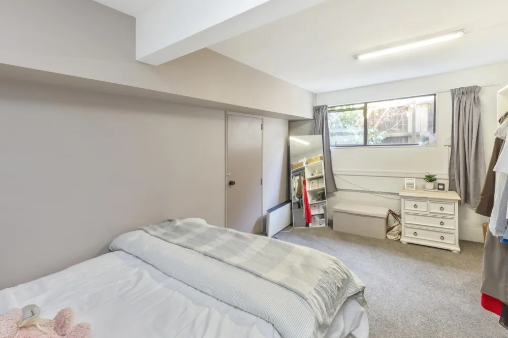 Photos of 52 Parkstone Avenue
