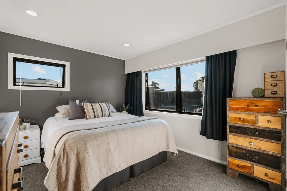 Photos of 30 Farm Street
