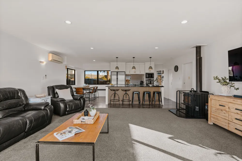 Photos of 30 Farm Street