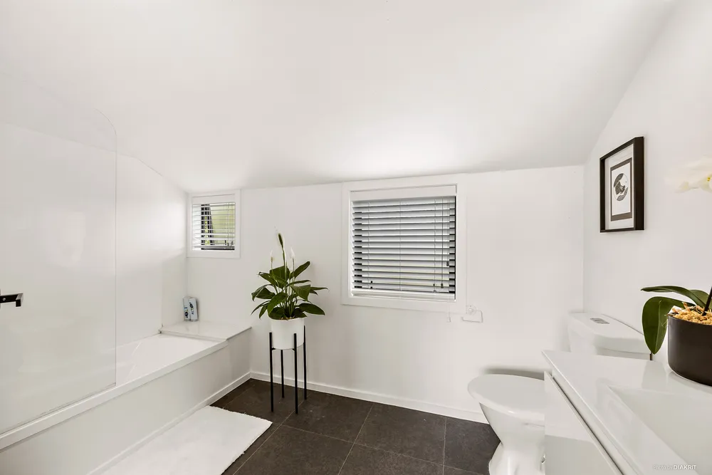 Photos of 46 Miller Street