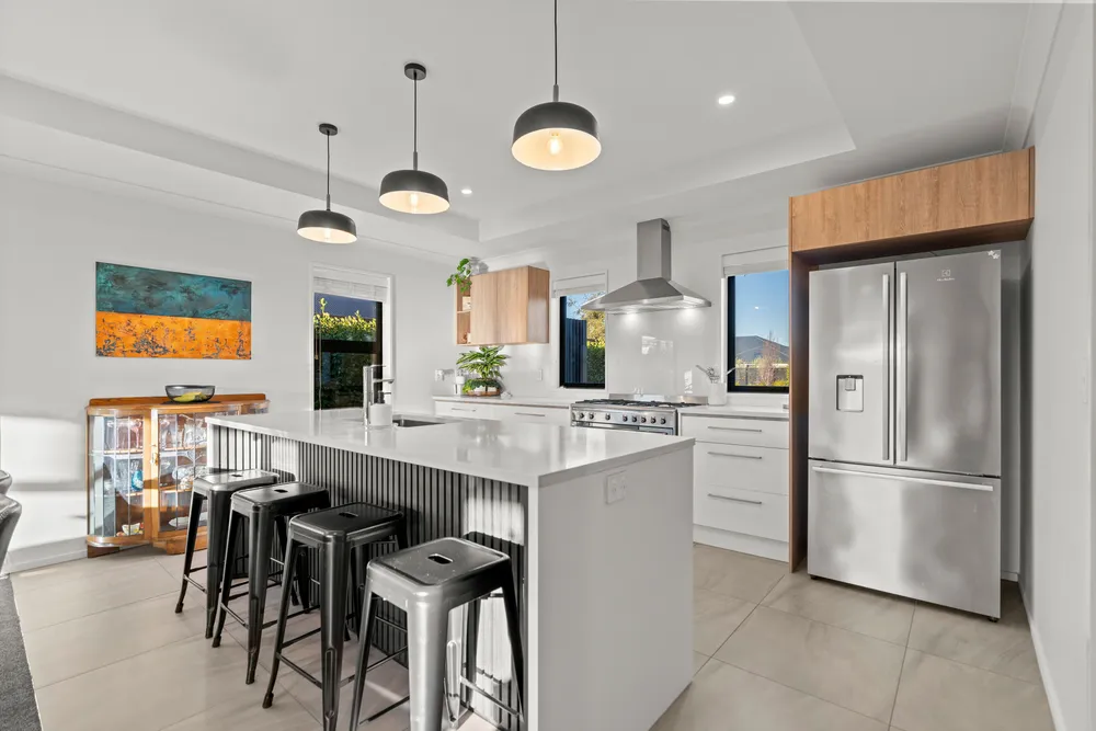Photos of 44 Sandhurst Drive