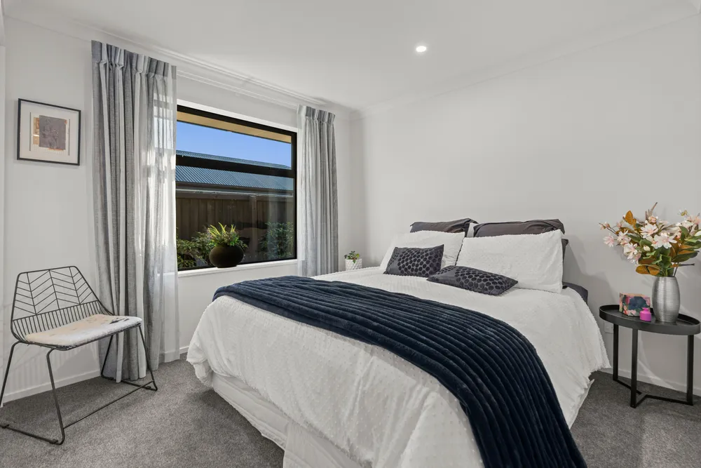 Photos of 44 Sandhurst Drive