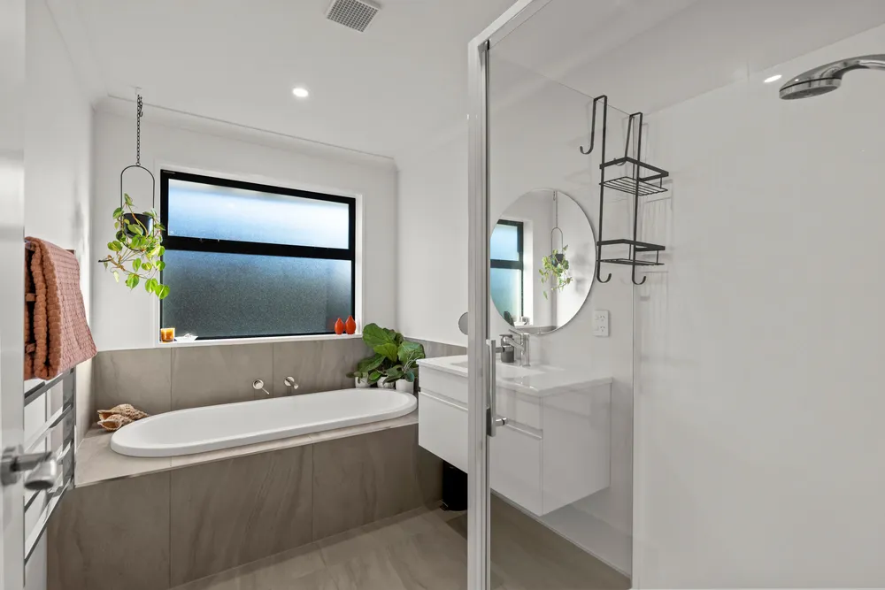 Photos of 44 Sandhurst Drive