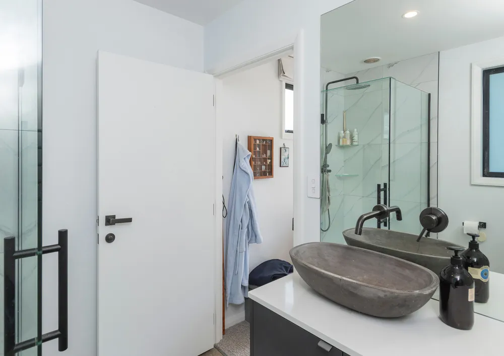 Photos of 82 Hansen Road