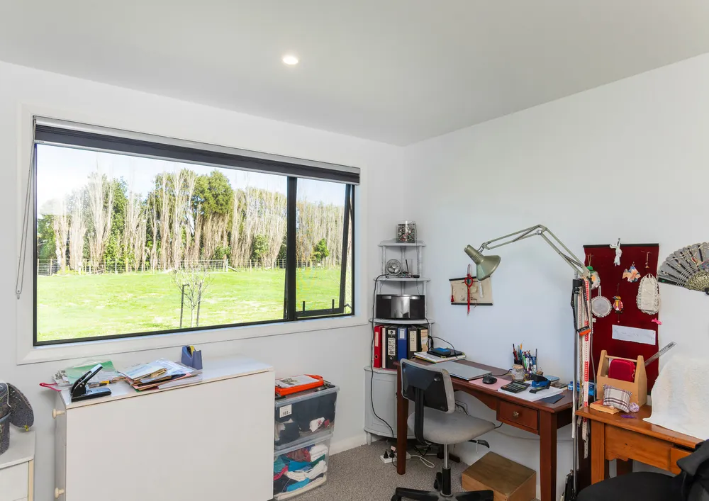 Photos of 82 Hansen Road
