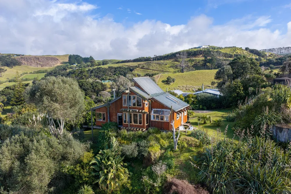 Photos of 6573 Pouto Road