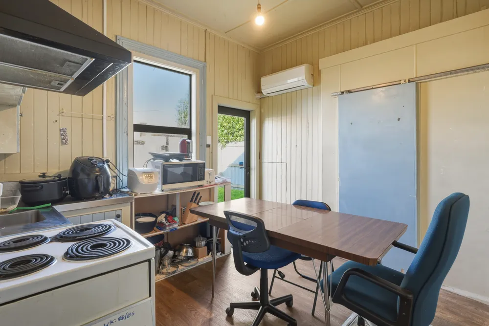 Photos of 209 Leith Street