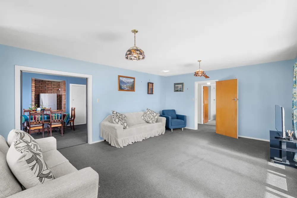 Photos of 43 Longmuir Street