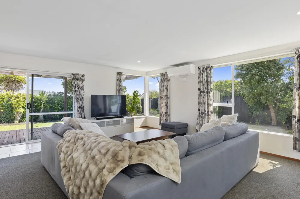 Photos of 464 Marine Parade