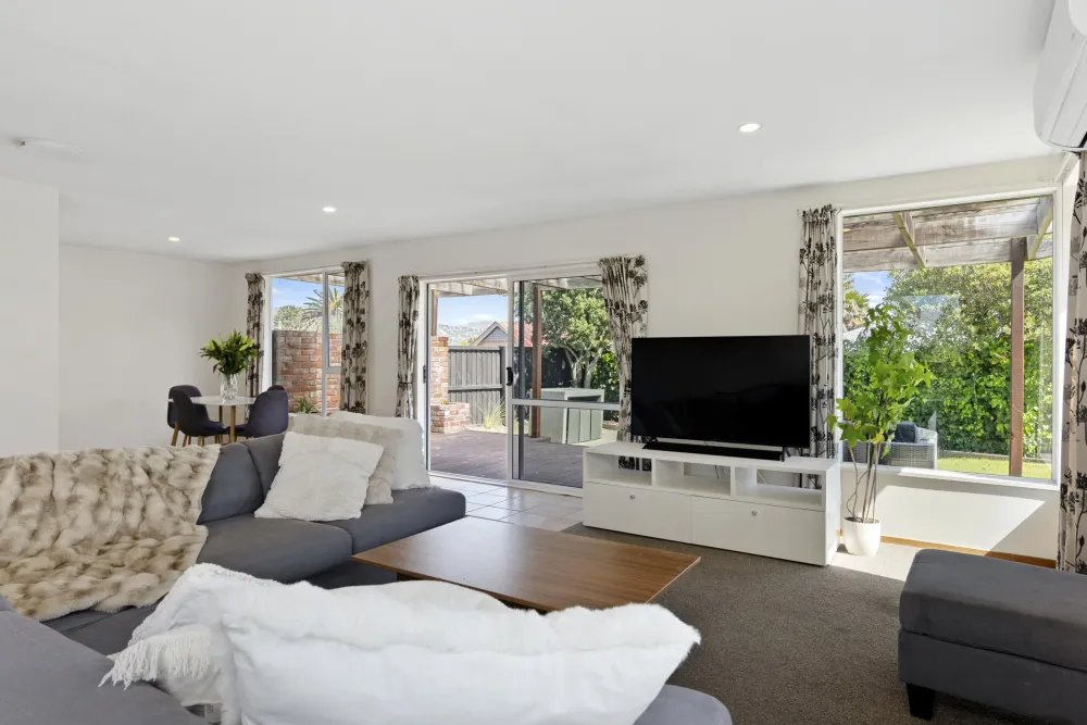 Photos of 464 Marine Parade