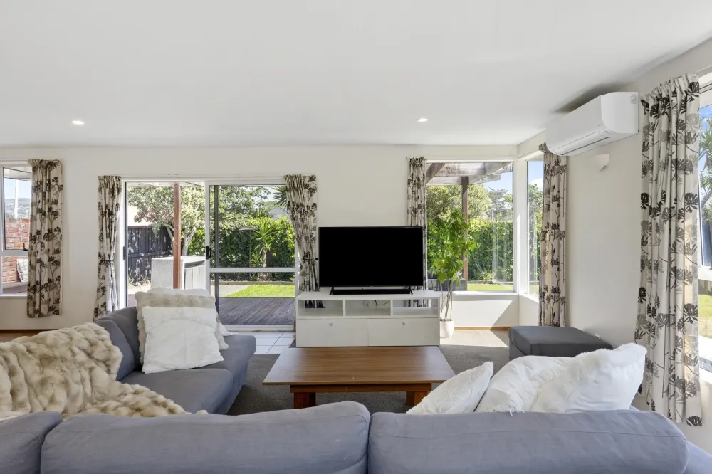 Photos of 464 Marine Parade
