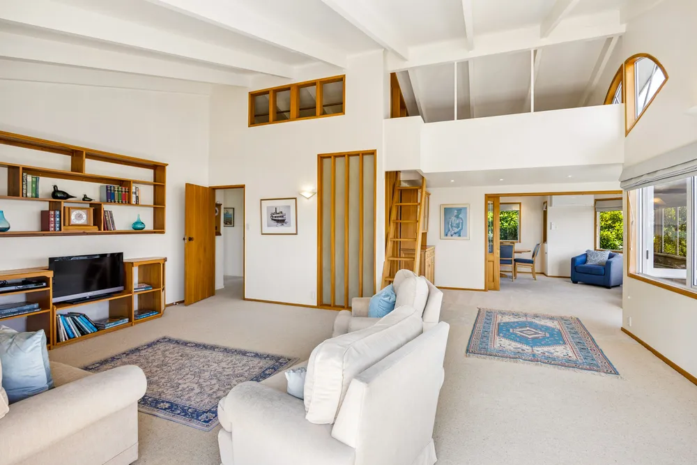 Photos of 36 Waller Avenue