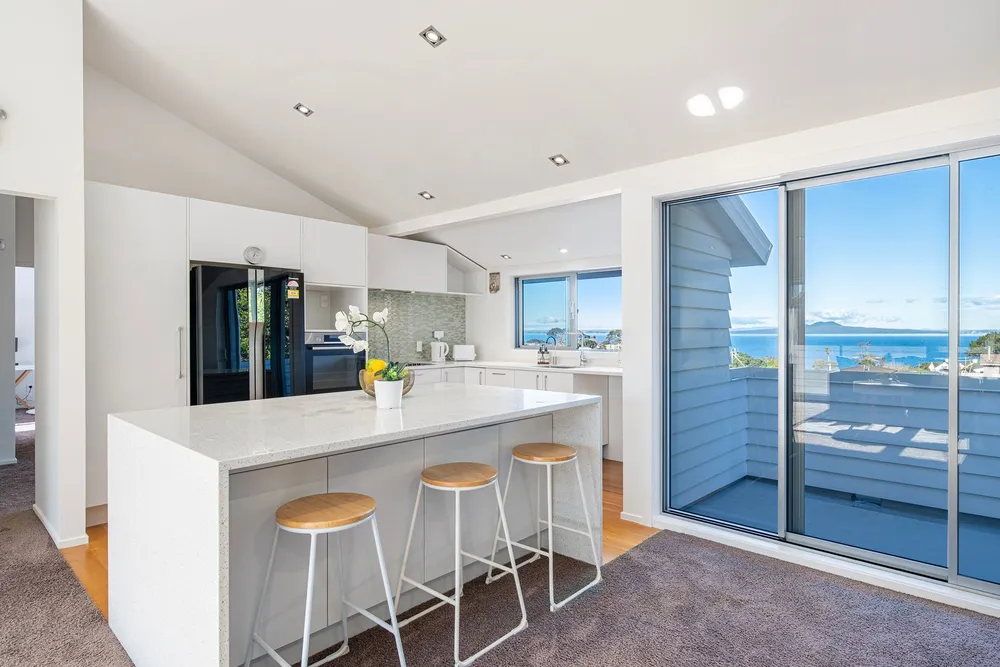 Photos of 2/19 Toroa Street