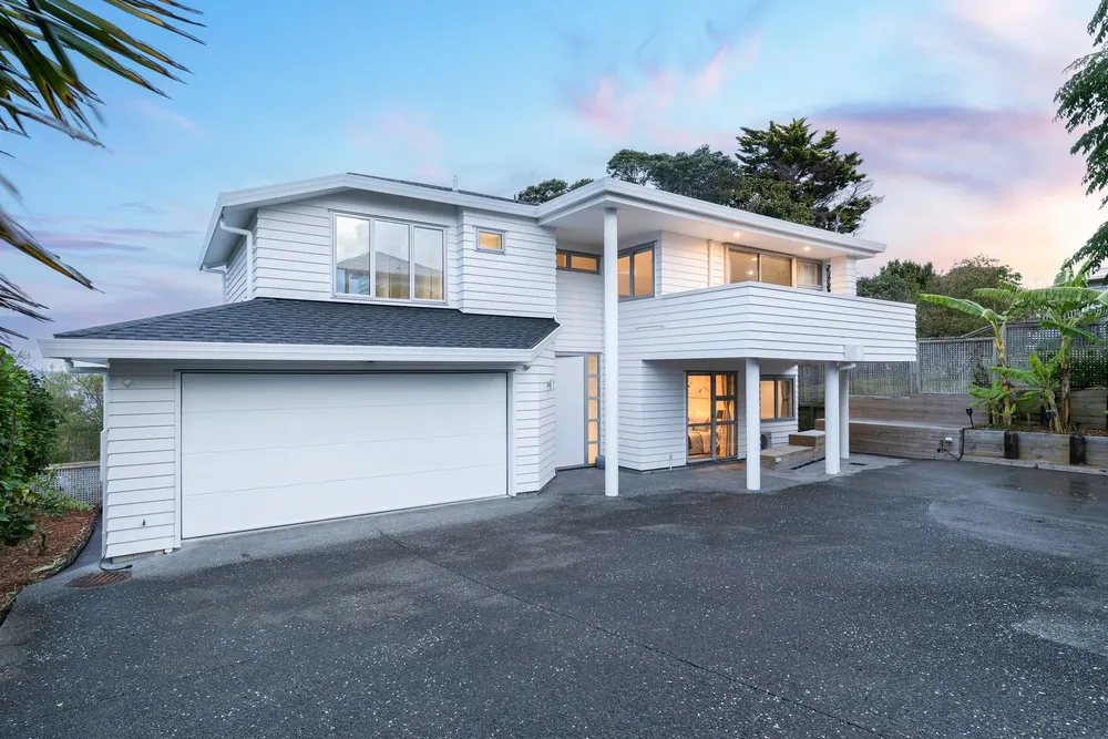 Photos of 2/19 Toroa Street
