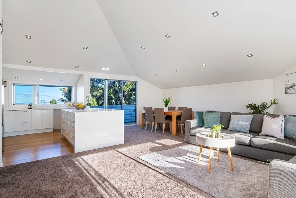 Photos of 2/19 Toroa Street