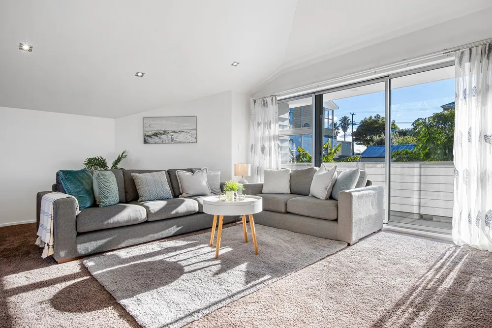 Photos of 2/19 Toroa Street