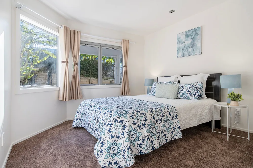 Photos of 2/19 Toroa Street