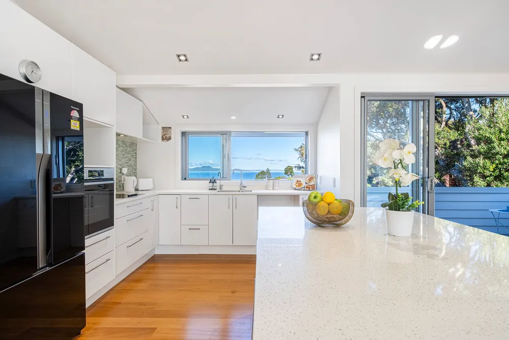 Photos of 2/19 Toroa Street
