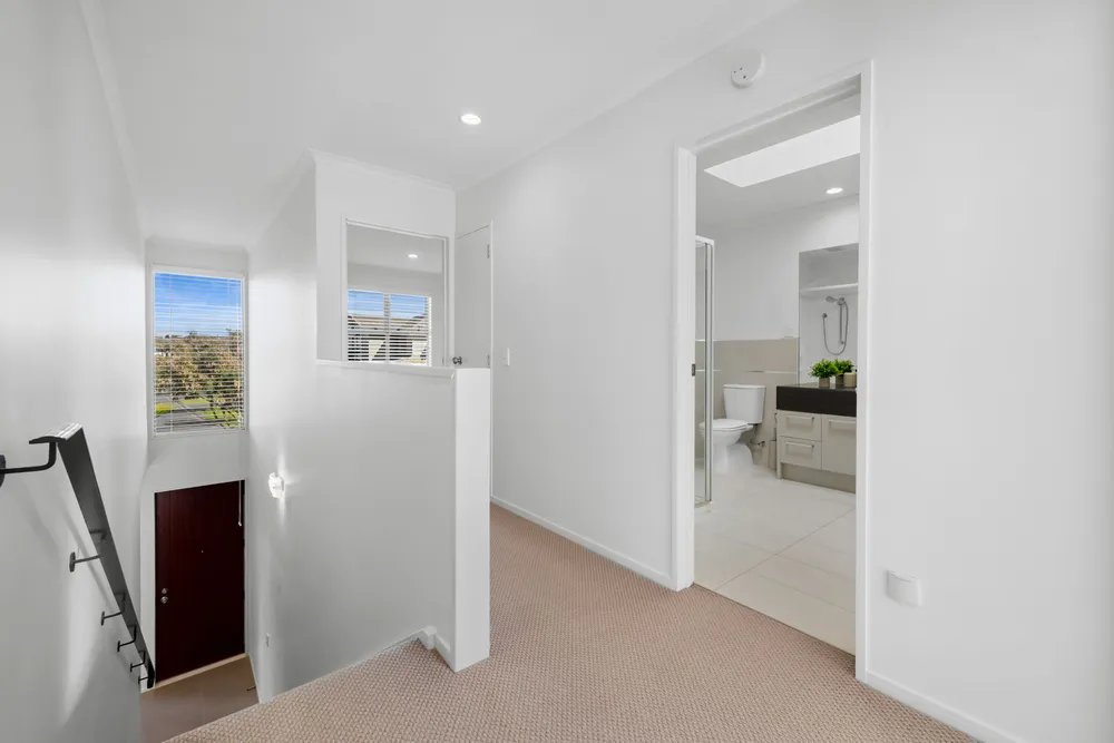 Photos of 52 Brian Slater Way