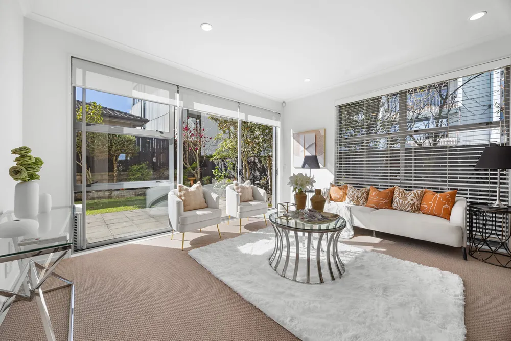 Photos of 52 Brian Slater Way