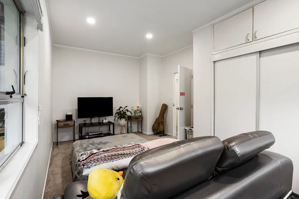Photos of 9 Edgeworth Road