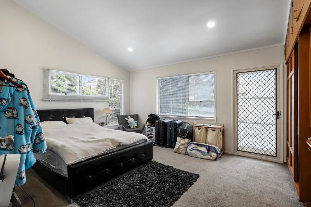 Photos of 9 Edgeworth Road