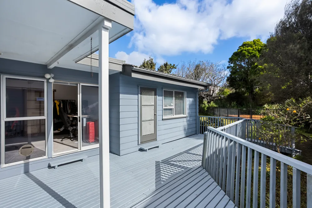 Photos of 9 Edgeworth Road