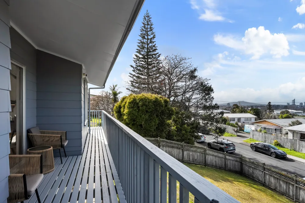 Photos of 9 Edgeworth Road