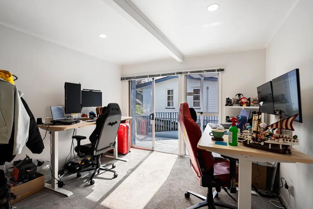Photos of 9 Edgeworth Road