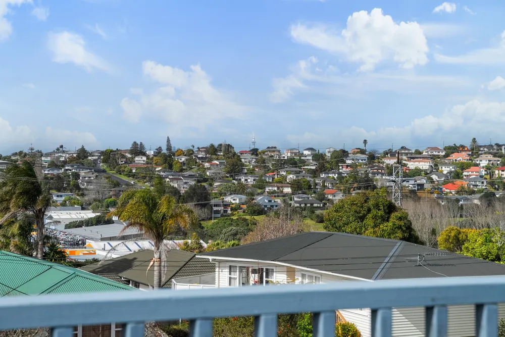 Photos of 9 Edgeworth Road
