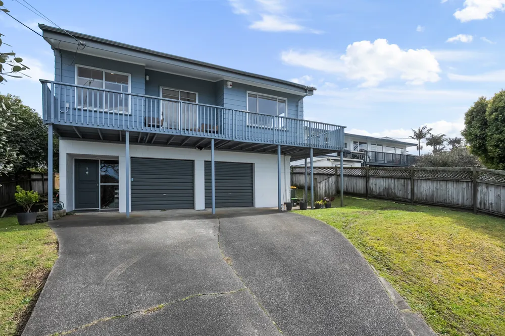 Photos of 9 Edgeworth Road