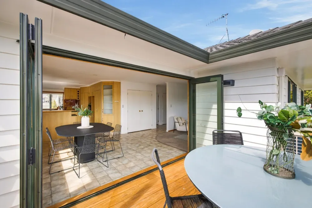 Photos of 30 Judea Road