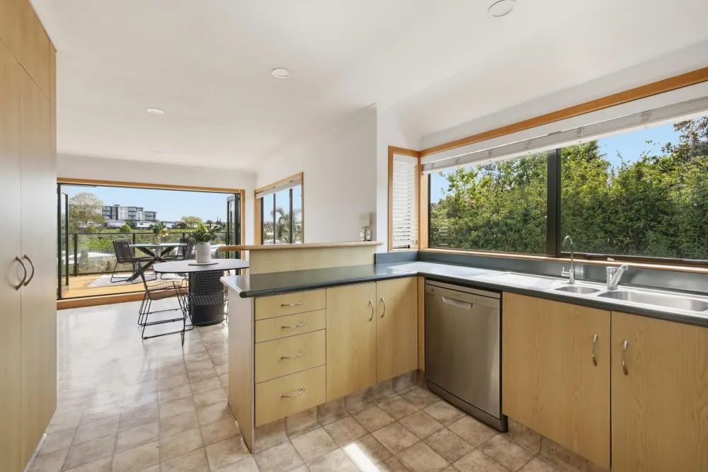 Photos of 30 Judea Road