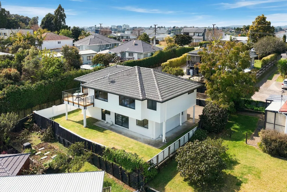 Photos of 30 Judea Road