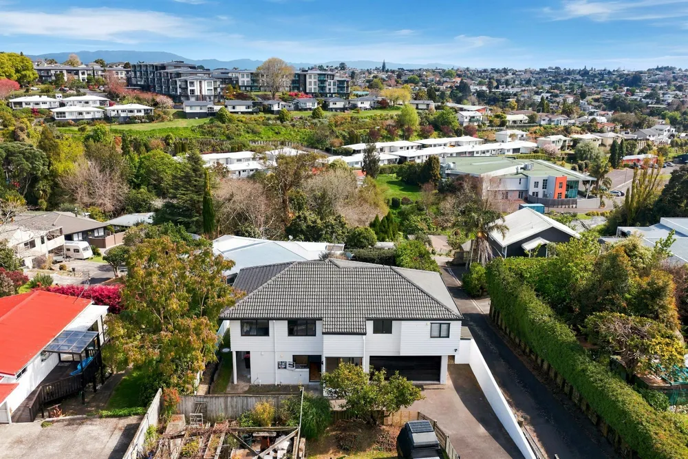 Photos of 30 Judea Road