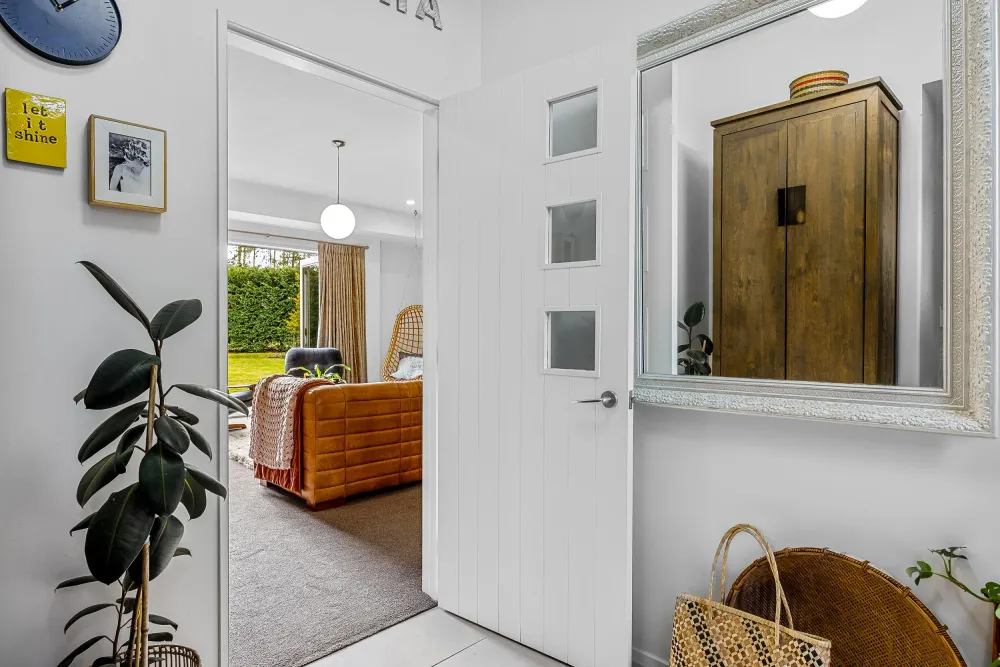 Photos of 30 Wetherfield Lane