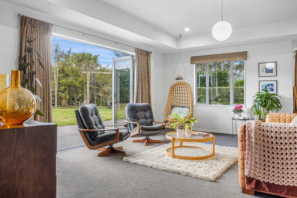 Photos of 30 Wetherfield Lane