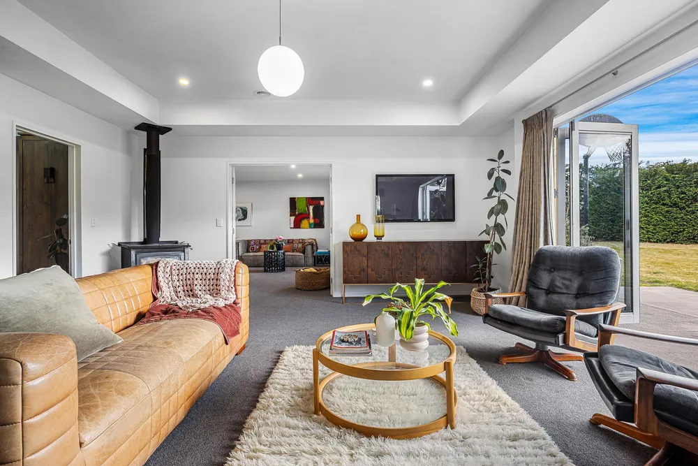 Photos of 30 Wetherfield Lane
