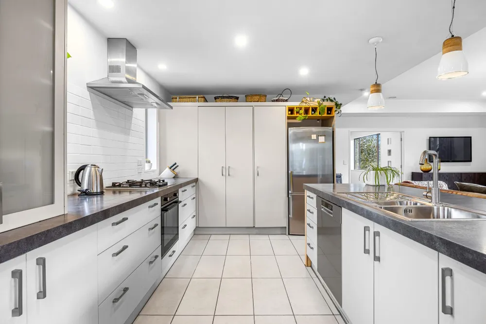 Photos of 30 Wetherfield Lane