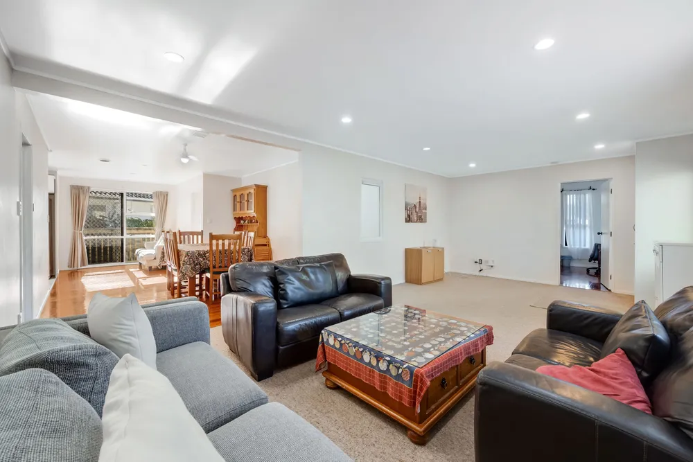 Photos of 3 Hope Farm Avenue