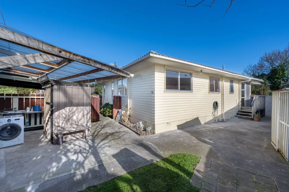Photos of 3 Hope Farm Avenue