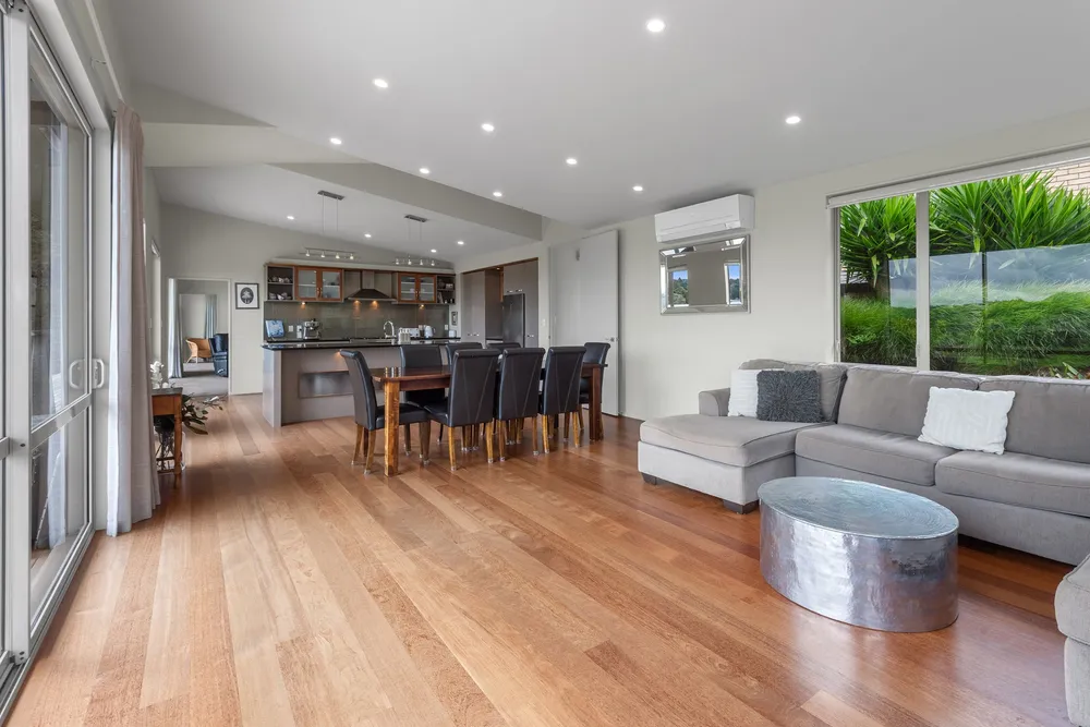 Photos of 415 Crane Road