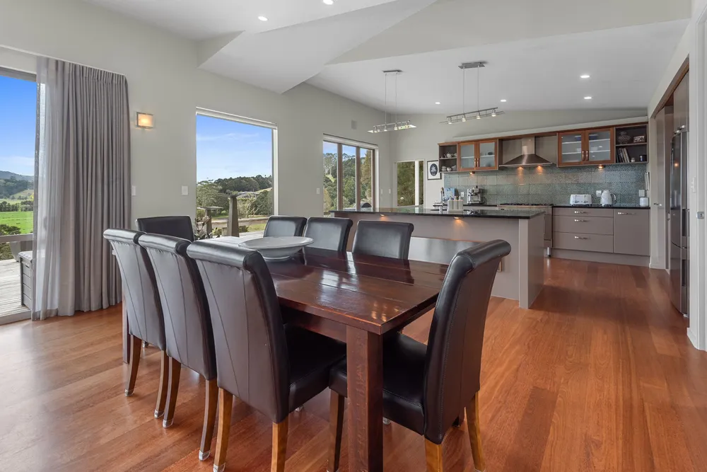 Photos of 415 Crane Road