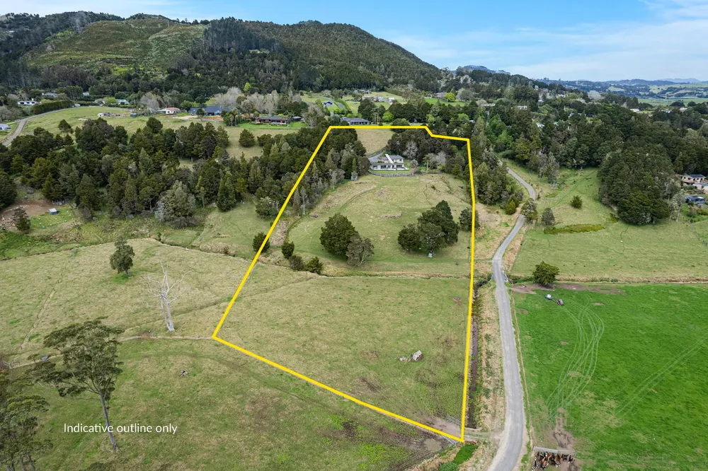 Photos of 415 Crane Road