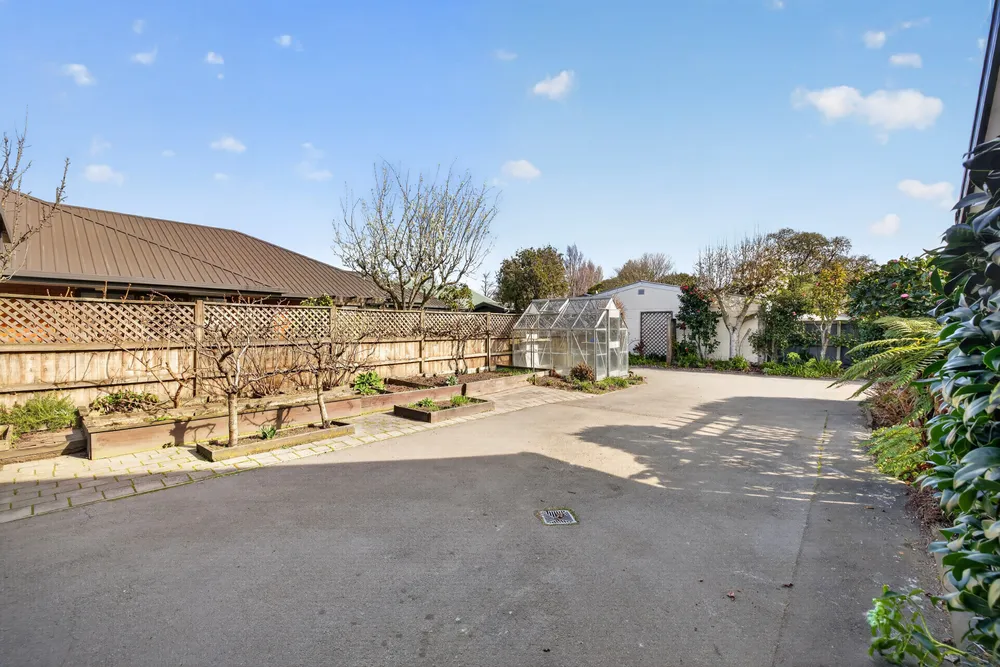 Photos of 14 Tuscany Place