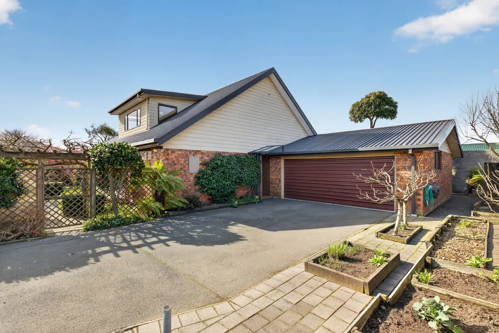 Photos of 14 Tuscany Place